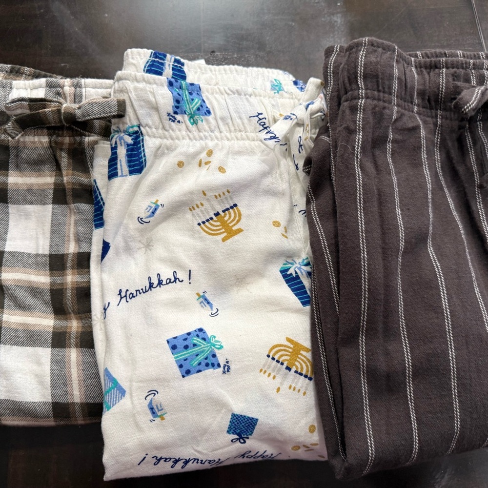Old Navy Men's Pajama Bottoms - Plaid, White, gray